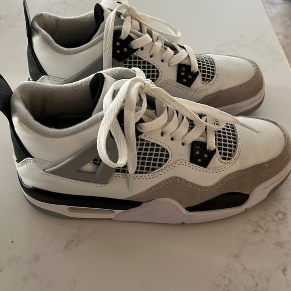 Nike Other - Air Jordan's Size 7